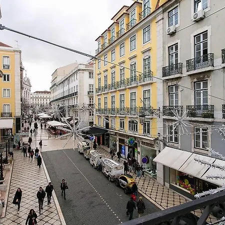 Guestready - Sleek Flat Near Santa Justa Lift Apartment Lissabon