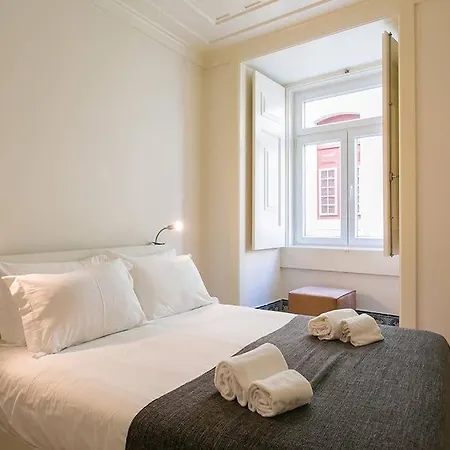 Guestready - Sleek Flat Near Santa Justa Lift Apartment *